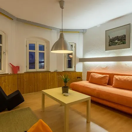 Die Bleibe Apartment *